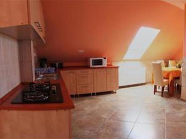 Erika Vendégház : photo 1 de la chambre studio lit queen-size de luxe