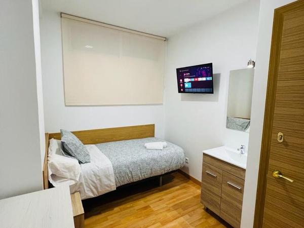 HOSPEDAJE COLONIA VALLECAS : photo 2 de la chambre chambre simple