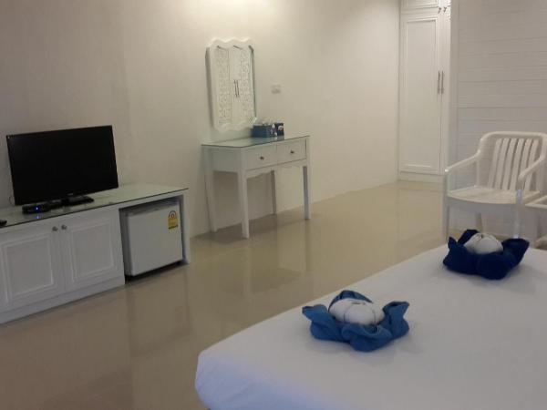 PP Blue Sky Resort-SHA Plus : photo 8 de la chambre bungalow sur la plage 