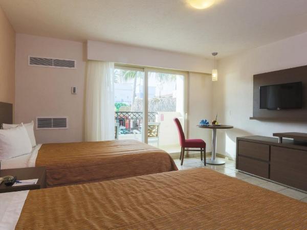 Crown Paradise Club All Inclusive : photo 2 de la chambre chambre double standard - vue sur jardin