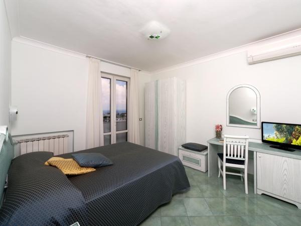 Hotel Bellevue Benessere & Relax : photo 3 de la chambre chambre double ou lits jumeaux supérieure