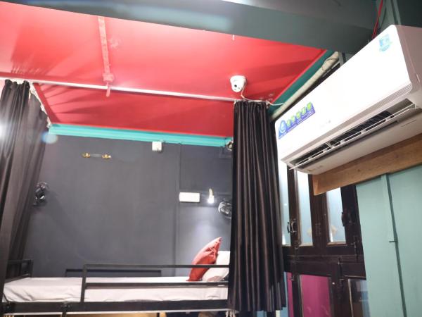 Sant Kripa Backpackers : photo 6 de la chambre lit superposé dans dortoir mixte