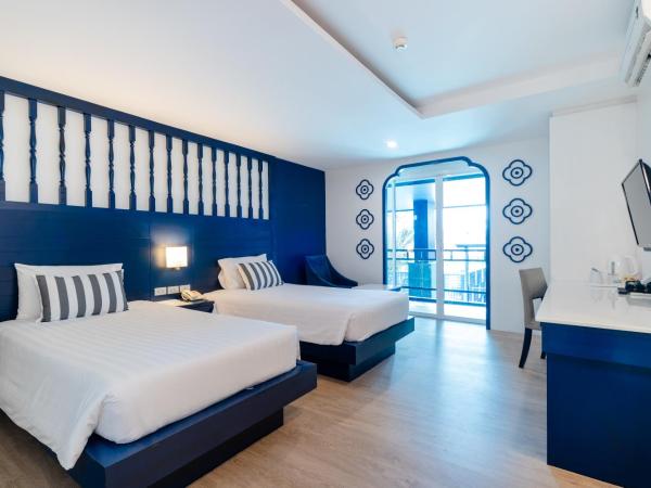 Bhukitta Boutique Hotel Phuket Town : photo 2 de la chambre deluxe twin room + free coworking space