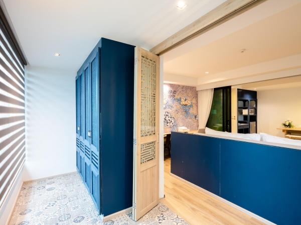 Bhukitta Boutique Hotel Phuket Town : photo 6 de la chambre one-bedroom suite + free coworking space
