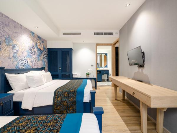 Bhukitta Boutique Hotel Phuket Town : photo 2 de la chambre deluxe triple suite + free coworking space