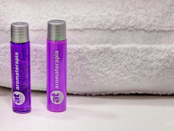 Urban Youth Hostel : photo 6 de la chambre chambre lits jumeaux avec salle de bains privative