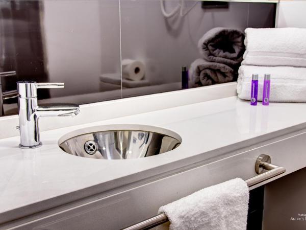 Urban Youth Hostel : photo 5 de la chambre chambre lits jumeaux avec salle de bains privative