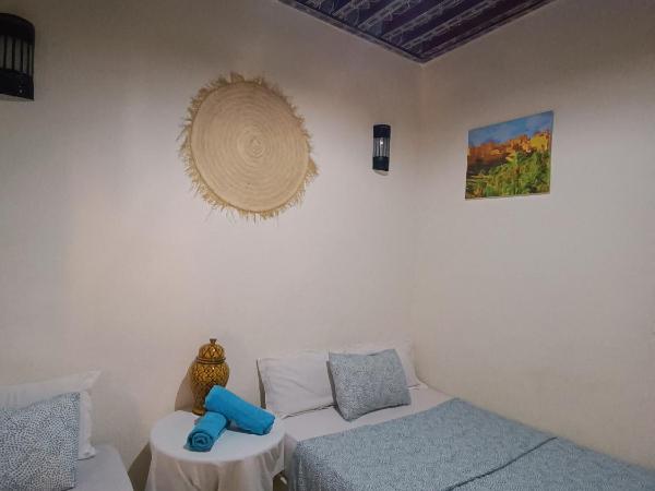 Terrace House 88 : photo 7 de la chambre chambre double avec lit d'appoint
