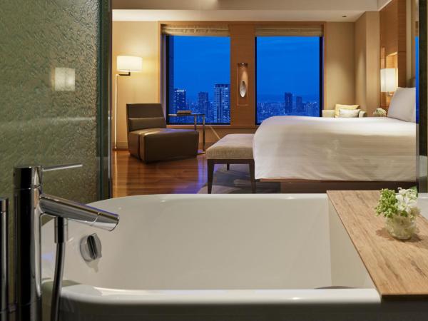 InterContinental Hotel Osaka, an IHG Hotel : photo 9 de la chambre chambre king premium avec vue sur ville