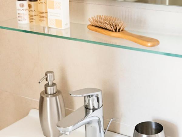 B&B Villa Rosa : photo 5 de la chambre chambre triple avec salle de bains privative