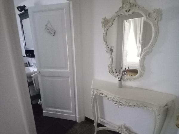 AFFITTACAMERE SAN BIAGIO : photo 6 de la chambre chambre double