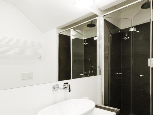 Genova Porto Antico Boutique Rooms : photo 7 de la chambre chambre double deluxe avec douche