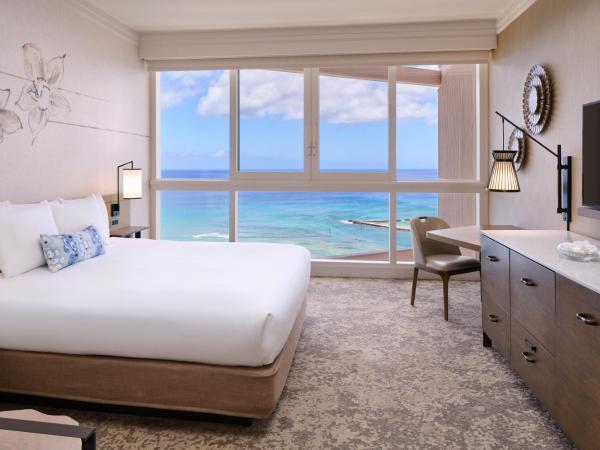Prince Waikiki : photo 3 de la chambre hébergement lit king-size - Étage club - côté océan