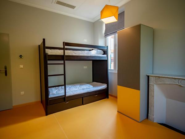 BANANA'S CAMP : photo 3 de la chambre lit dans dortoir mixte de 6 lits