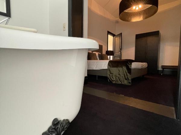 B in Antwerp : photo 3 de la chambre chambre double deluxe