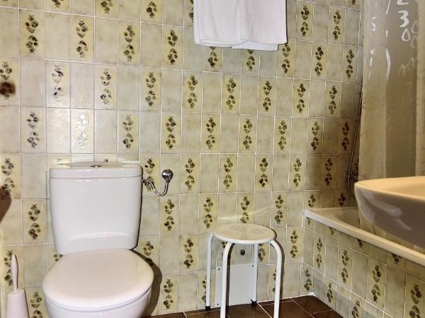 Pensión Borrás : photo 7 de la chambre chambre simple avec salle de bains commune