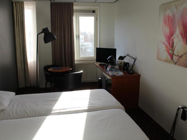 Fletcher Stadshotel Den Haag : photo 2 de la chambre chambre double ou lits jumeaux standard
