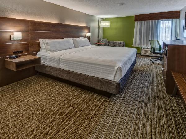 Holiday Inn Express Memphis Medical Center - Midtown, an IHG Hotel : photo 7 de la chambre chambre lit king-size - non-fumeurs