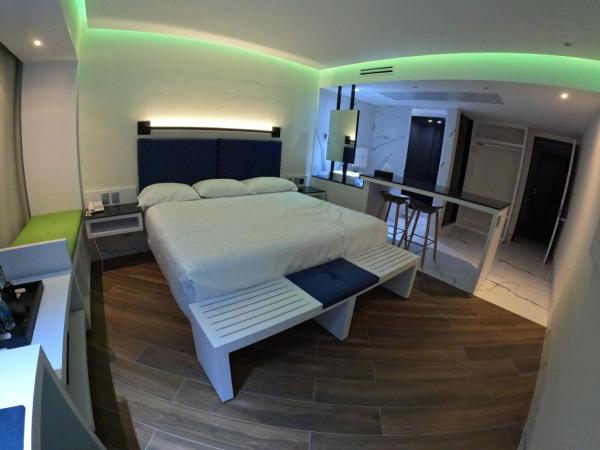 WeEnjoy Hotels Grand Prix Aeropuerto CDMX : photo 4 de la chambre suite standard