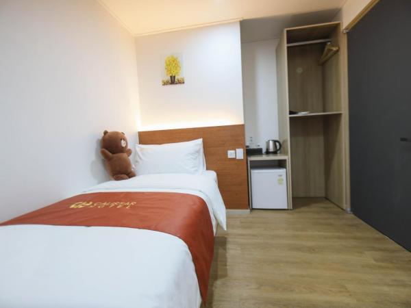 Calistar Hotel : photo 2 de la chambre chambre simple avec salle de bains privative