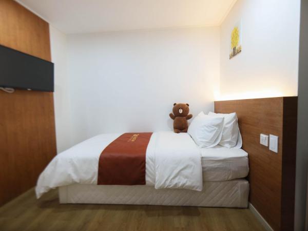 Calistar Hotel : photo 3 de la chambre chambre simple avec salle de bains privative