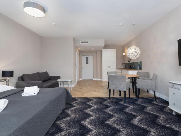 Aparthotel Etna : photo 1 de la chambre appartement supérieur avec balcon