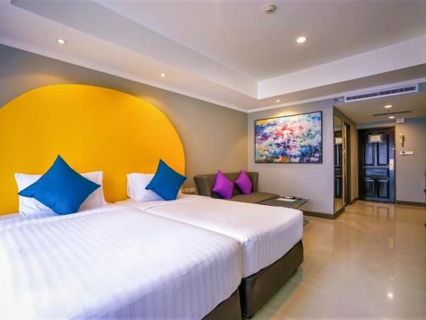 FuramaXclusive Sukhumvit : photo 3 de la chambre chambre double ou lits jumeaux premier