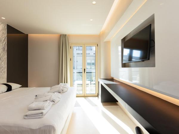 Kahlua Sea View Suites : photo 9 de la chambre suite junior - vue latérale sur mer