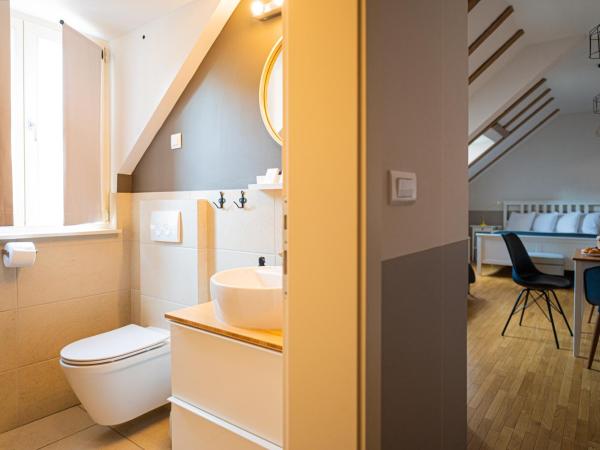 Paon Boutique Apartments : photo 8 de la chambre studio