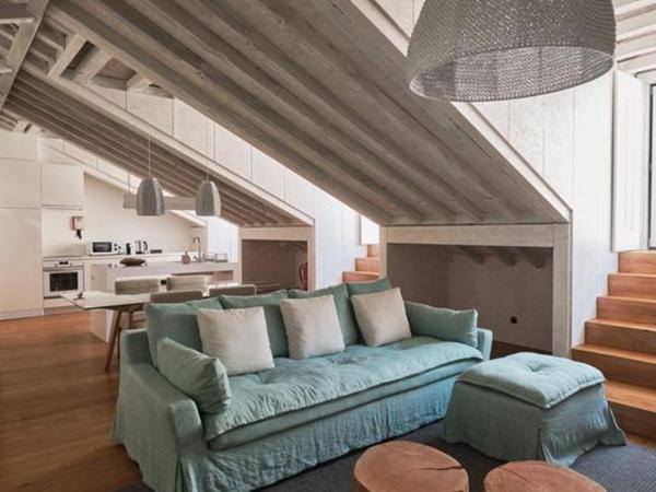 Look Living, Lisbon Design Apartments : photo 2 de la chambre appartement 1 chambre supérieur avec balcon