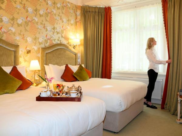 Kilronan House : photo 5 de la chambre chambre familiale avec salle de bains privative (2 adultes + 2 enfants)