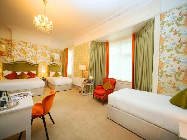 Kilronan House : photo 4 de la chambre chambre familiale