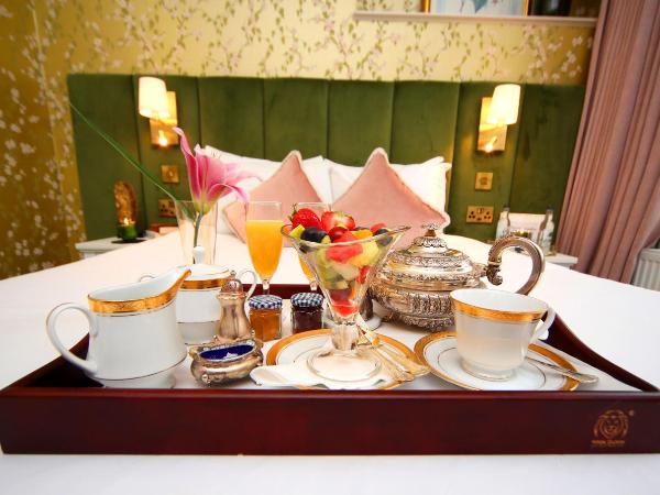 Kilronan House : photo 4 de la chambre chambre double avec salle de bains privative