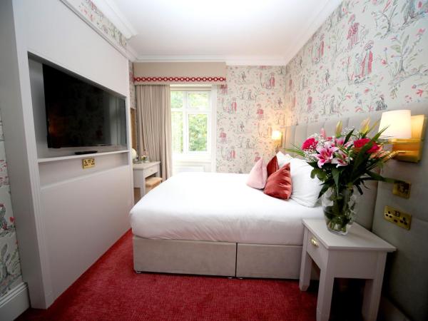 Kilronan House : photo 8 de la chambre chambre double junior avec salle de bains privative 