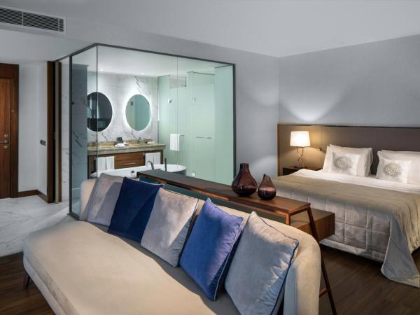 Lionel Hotel Istanbul : photo 6 de la chambre suite d'angle - vue sur la corne d'or