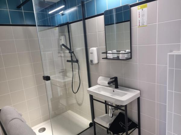 Hotel Cantosorgue : photo 5 de la chambre chambre double supérieure - vue sur rivière