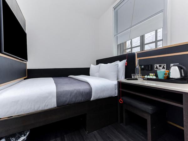 The Z Hotel Holborn : photo 3 de la chambre chambre lit queen-size - accessible aux personnes à mobilité réduite