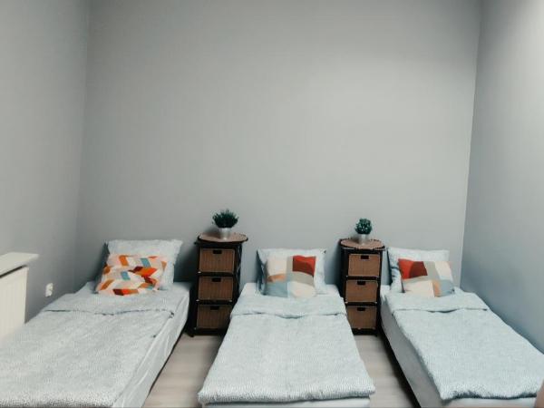 Tanie spanie przy Malcie - Zameldowanie bezobsługowe - : photo 2 de la chambre chambre familiale avec salle de bains commune