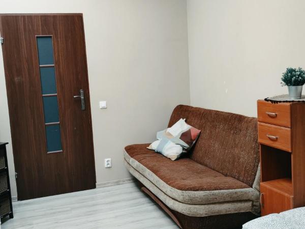 Tanie spanie przy Malcie - Zameldowanie bezobsługowe - : photo 5 de la chambre chambre familiale avec salle de bains commune