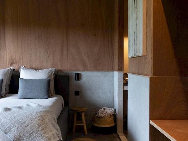 BBruT : photo 4 de la chambre chambre double deluxe avec baignoire