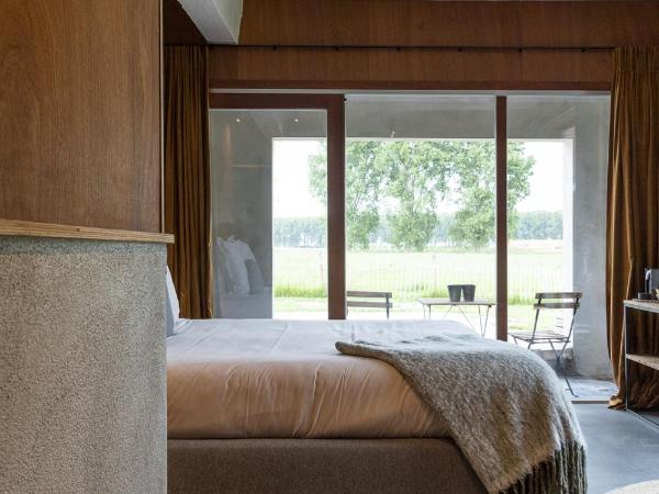 BBruT : photo 5 de la chambre chambre double - vue sur jardin