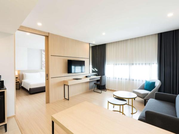 Best Western Nada Don Mueang Airport hotel : photo 3 de la chambre two-bedroom suite with one queen bed and twin beds - non-smoking