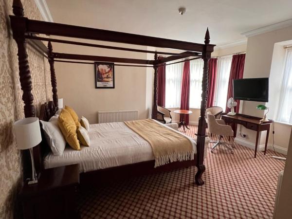 Haley's Hotel : photo 3 de la chambre chambre double avec lit à baldaquin