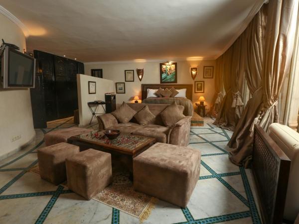 Le Palais Rhoul and Spa : photo 4 de la chambre chambre deluxe (2 adultes + 1 enfant)
