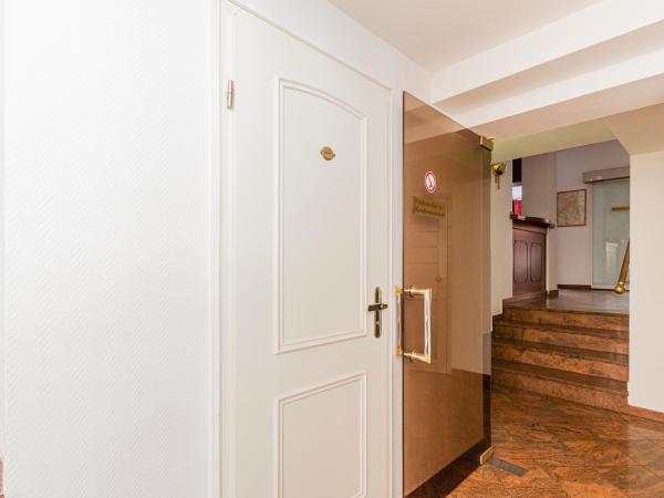 Pension für Monteure in Dresden, Zimmer mit eigenem Bad und großer Gemeinschaftsküche : photo 6 de la chambre chambre simple Économique