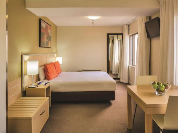 Travelodge Hotel Wellington : photo 2 de la chambre chambre lit king-size standard