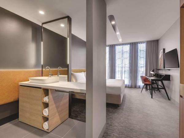 Vibe Hotel Canberra : photo 5 de la chambre chambre lit king-size deluxe