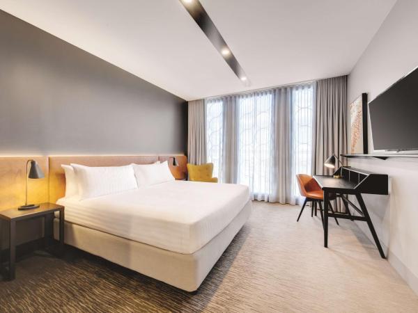 Vibe Hotel Canberra : photo 4 de la chambre chambre lit king-size supérieure