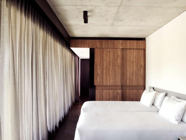 A by Adina Canberra : photo 7 de la chambre studio de luxe avec forfait destination a - incl. crédit pour le petit-déjeuner à la carte, graze box, crédit de 25 $ pour le mini-bar