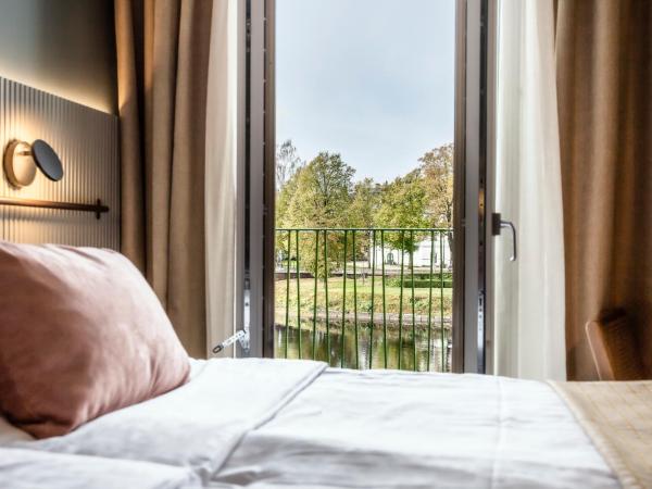 Elite Stadshotellet Karlstad, Hotel & Spa : photo 4 de la chambre chambre double – vue sur lac